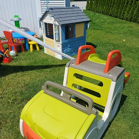 بيت للعطل Rodzinka B&m Caloroczne W Stylu Skandynawskim Z Podgrzewany Basen I Mobilnym Zadaszeniem *